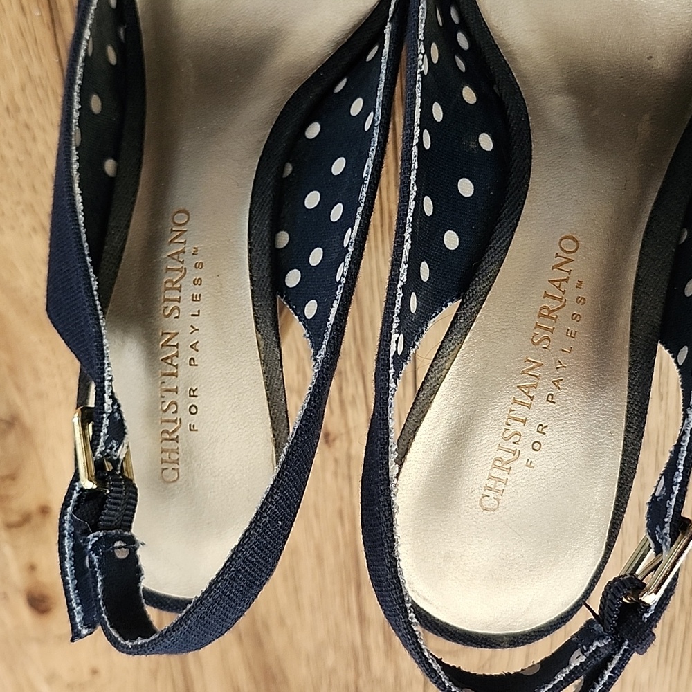 Christian Siriano Navy Pumps size 7 - Picture 2 of 6